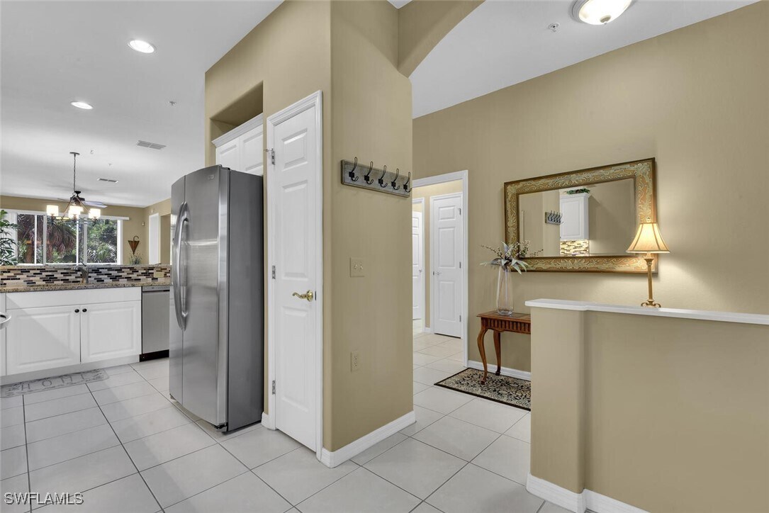Photo - 4844 Hampshire Ct Unidad 104 Rental