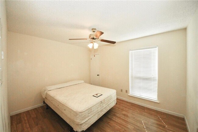 Photo - 10616 Mellow Meadow Dr Unidad 1a