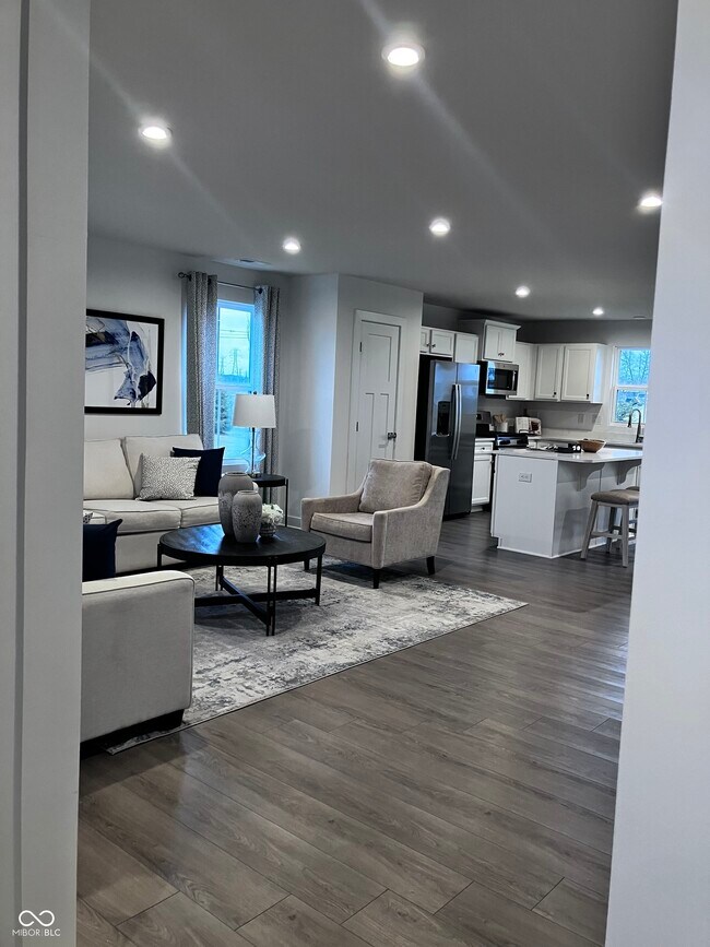 Photo - 8514 Broad St