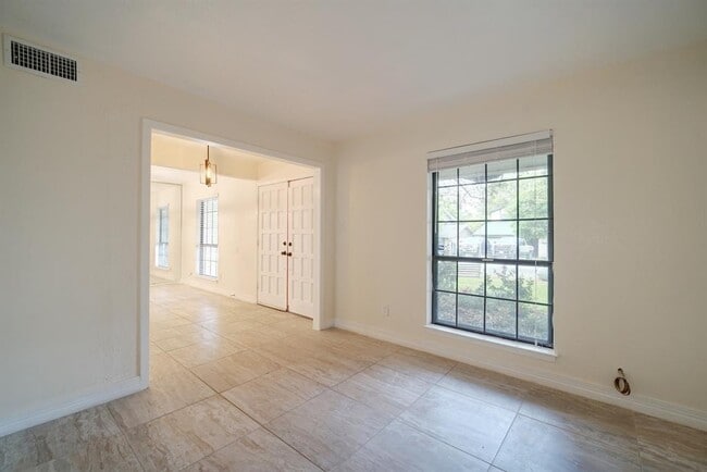 Photo - 10509 Doering Ln