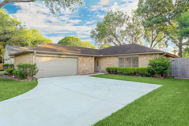 Photo - 219 Greenshire Dr Casa