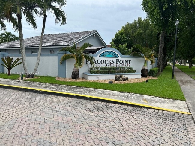 Building Photo - 9920 SW 166th Ct Rental