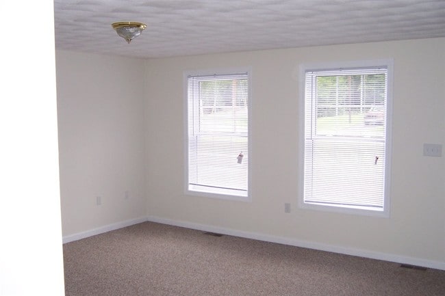 75 Treaty Ct