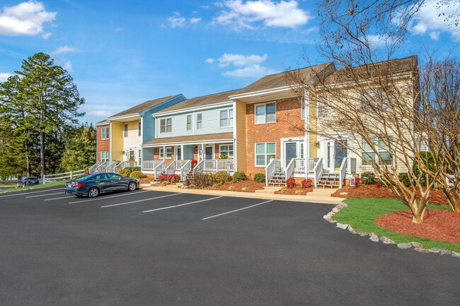 Yorktowne Village Apartments