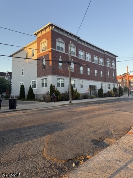 Building Photo - 7 Myrtle St Unit 3