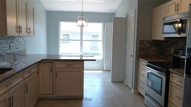 Photo - 28646 Tanner Dr