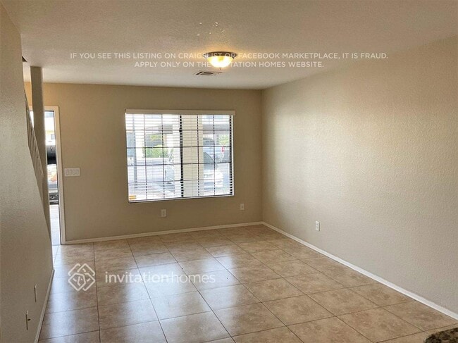 Photo - 7801 N 44th Dr