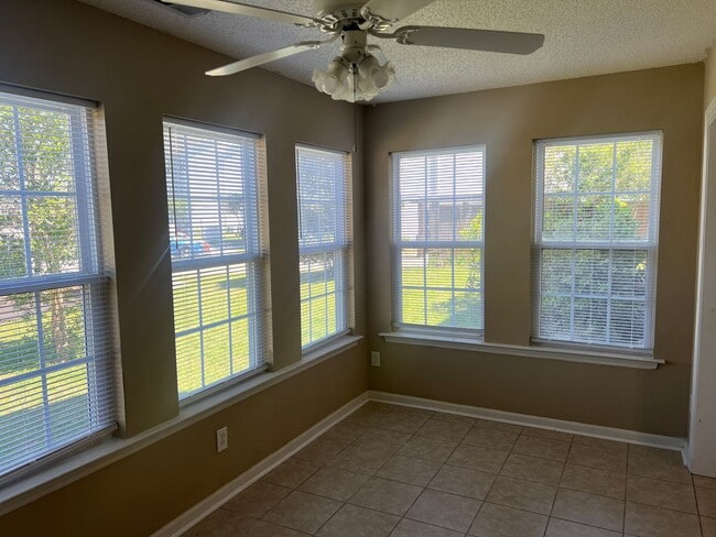 Photo - 3806 Maypop Cir