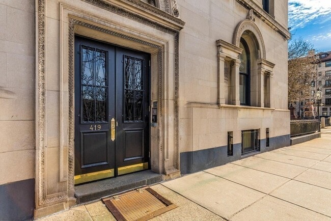 Building Photo - 419 Commonwealth Ave Unit 3