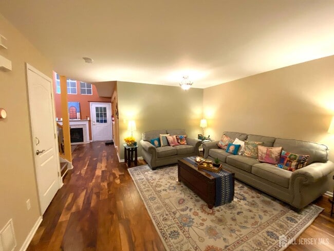 Photo - 228 Hawthorne Rd