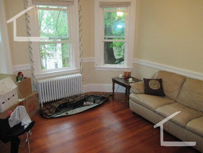 Photo - No Brokers Fee, Pets Friendly, High-End Appliances, In Unit Washer and Dryer, Fully Renovated