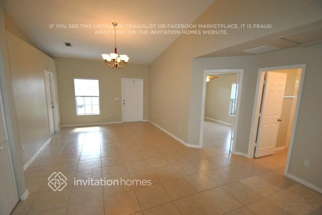 Photo - 1660 E Breezy Ln