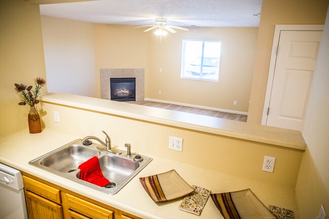 Photo - Arbor Creek Apartments