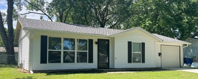 Photo - North End- 3 bed, 1 bath- A/O schools!