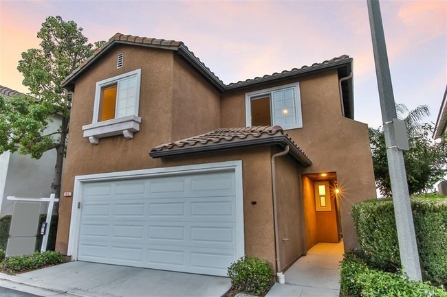 Building Photo - 813 Caminito Nogales