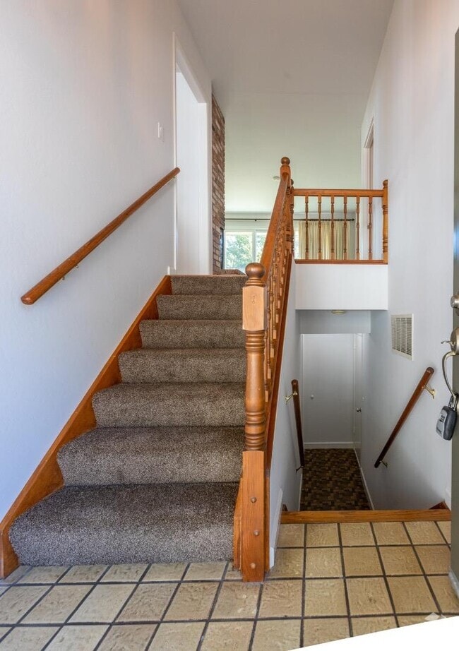 Building Photo - 1122 Grand Teton Dr Rental