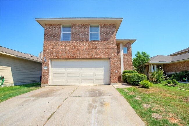 Building Photo - 3207 Barksdale Dr