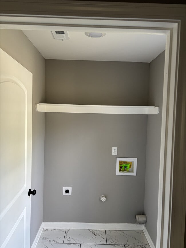 Photo - 3731 Whittier Rd