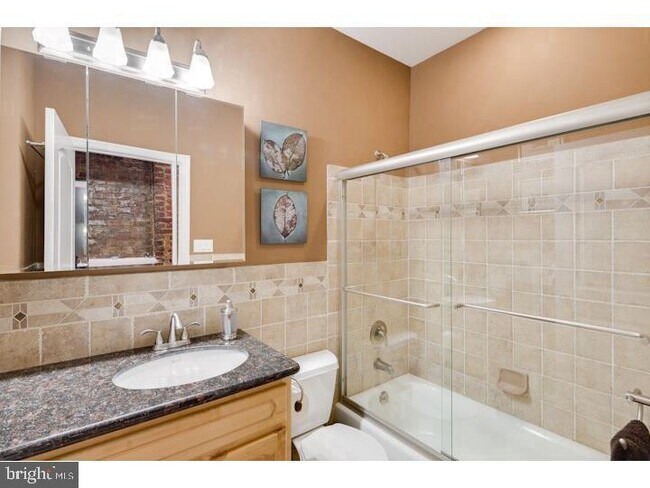 Photo - 213 Christian St Unit A