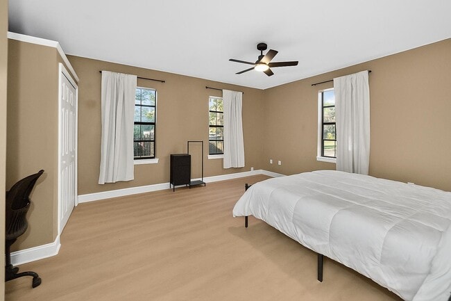 Photo - 512 Mason Ave