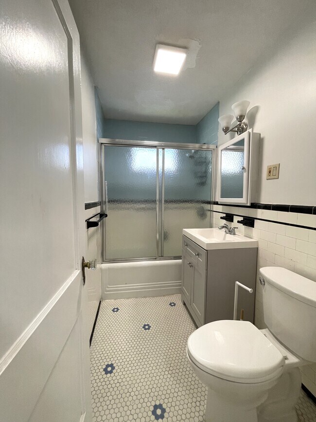 Photo - 58 Edgecliff Rd Unit 2