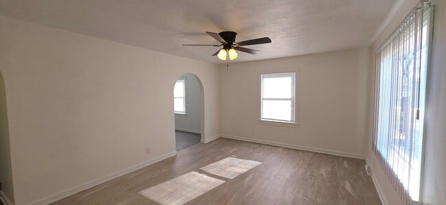 Photo - 3 Bedrooms! 2 Baths! Beautifully Updated! $1195