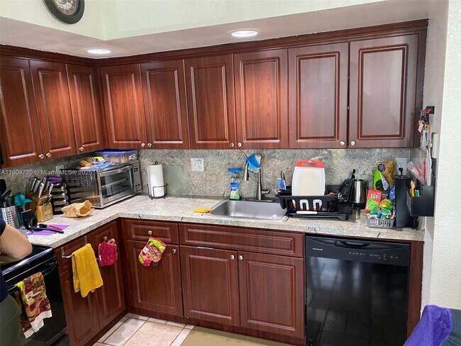 Photo - 8520 SW 133rd Avenue Rd Unidad 119