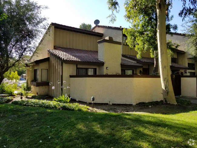 Building Photo - 21515 Erwin St Rental