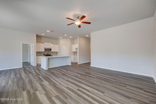 Photo - 3133 Burberry Ln SW