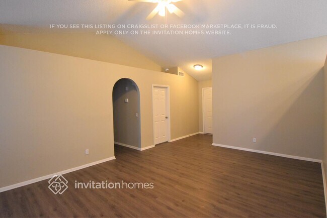 Photo - 652 E Calle Del Norte