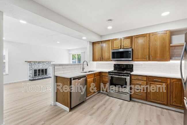Photo - 11731 Sherman St