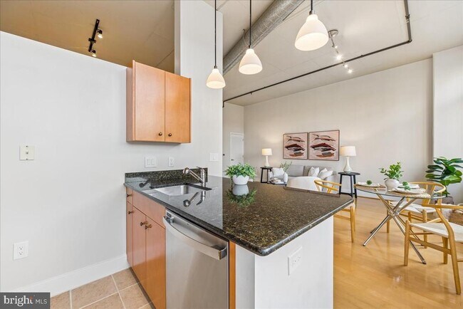 Photo - 520 John Carlyle St Unit 429