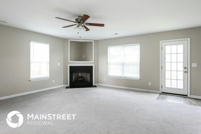 Photo - 5902 Laurel Creek Ct