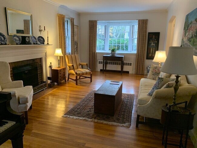 Photo - 52 Kenilworth Rd