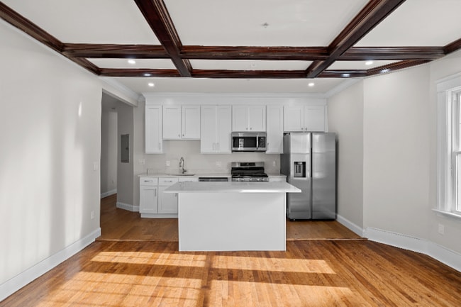 Photo - 12 Woodford St