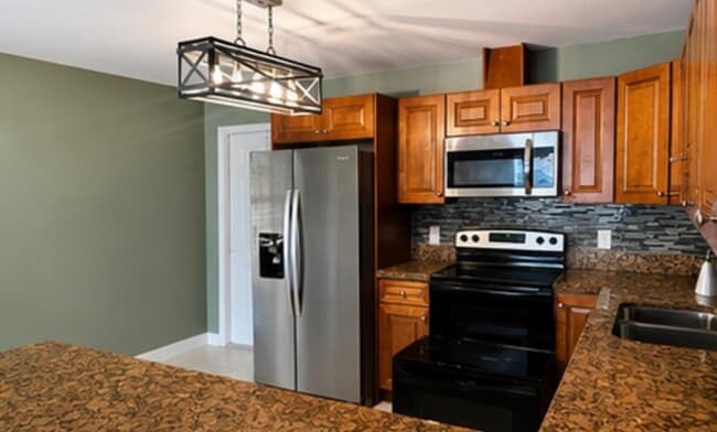 Photo - 712 NE 3rd Ave