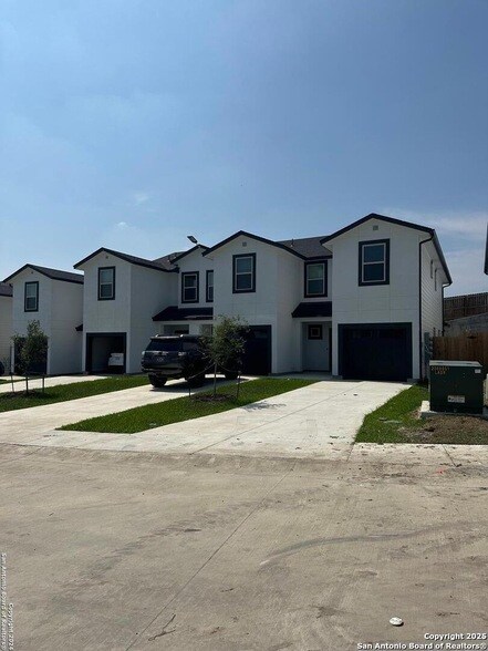 Building Photo - 8407 V. Verona Rental