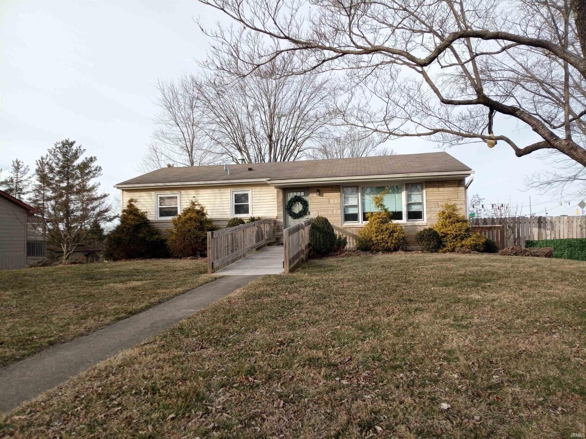 Photo - 310 Wynndale Dr