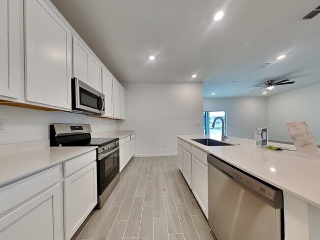 Photo - 9010 Latigo Ln