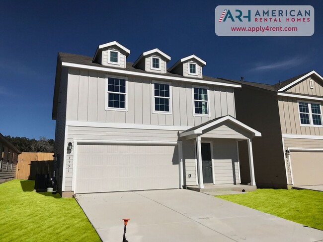 Building Photo - 1950 SF Home in San Antonio - 4 BR /2 BA - WATERWHEEL!!!