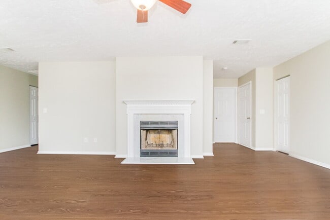 Photo - 5328 Skip Jack Dr