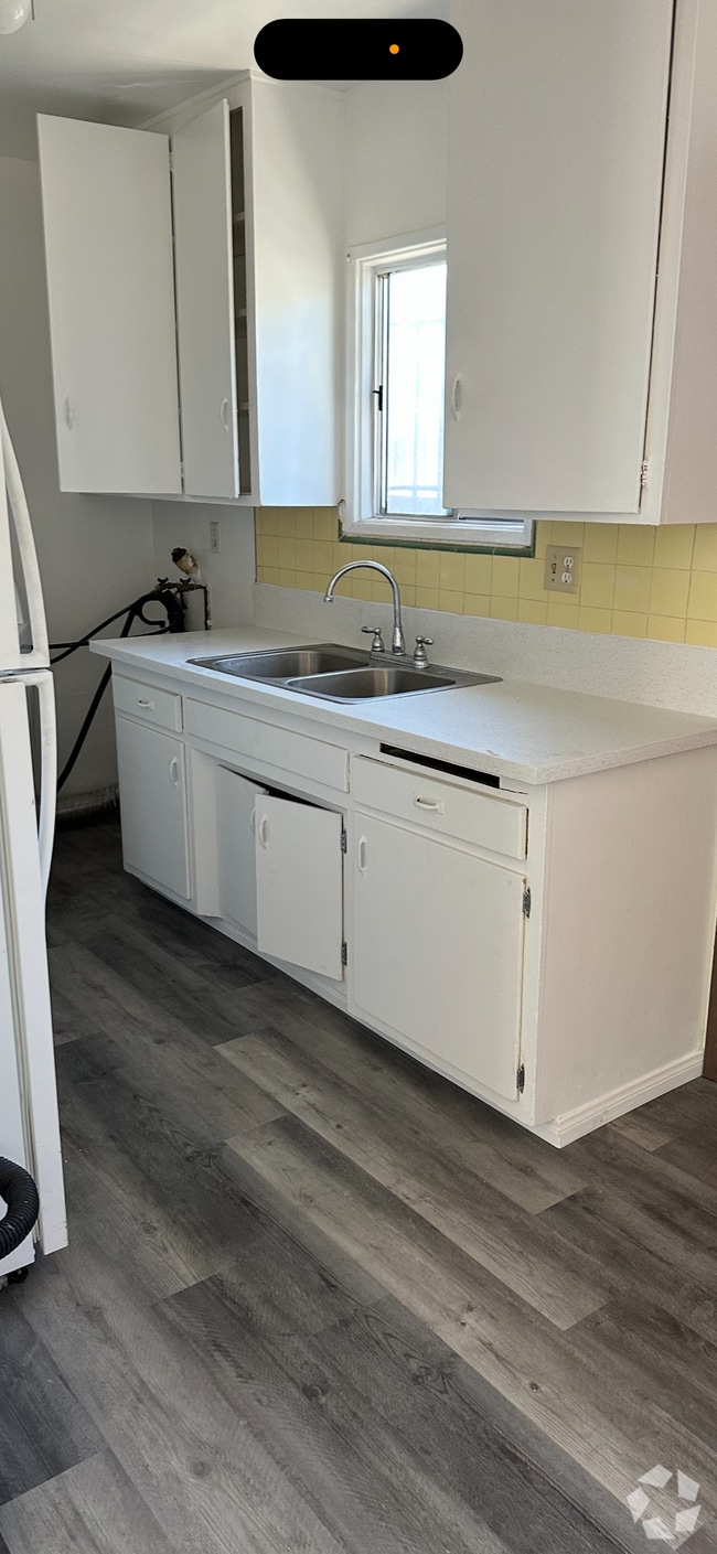 Building Photo - 2129 Martin Luther King Jr Ave Unit 3 Rental