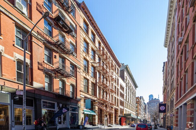 Photo - 102-104 Wooster St