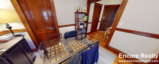 Photo - 17 Story St Unit 3