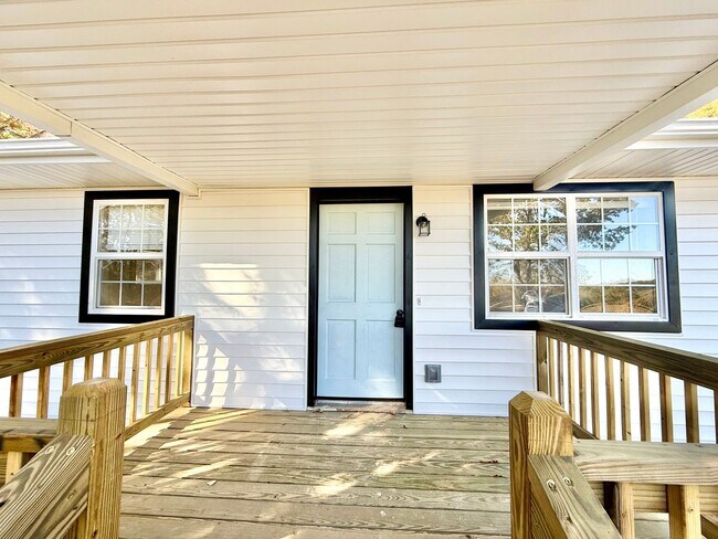 Photo - Updated 2-bedroom home close to Farmville