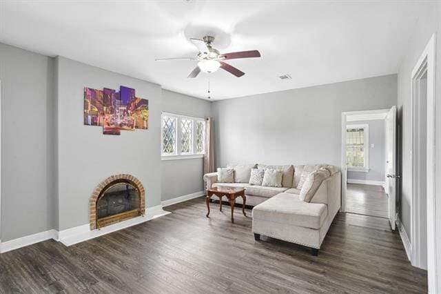 Photo - 177 W 5th St