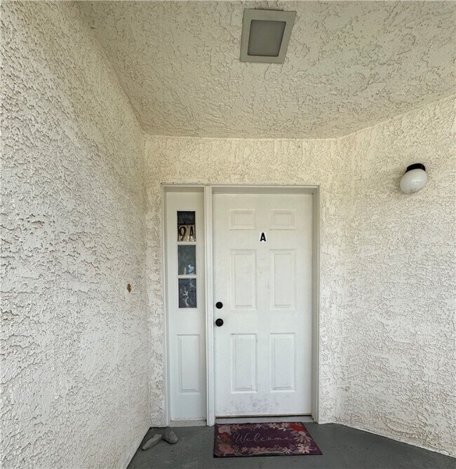 Photo - 2022 Merrill Ln Unidad 9A