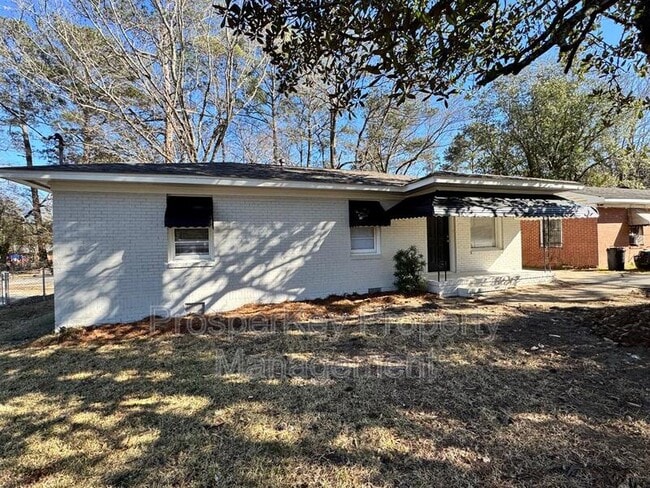 Building Photo - 1480 Brewer Ave