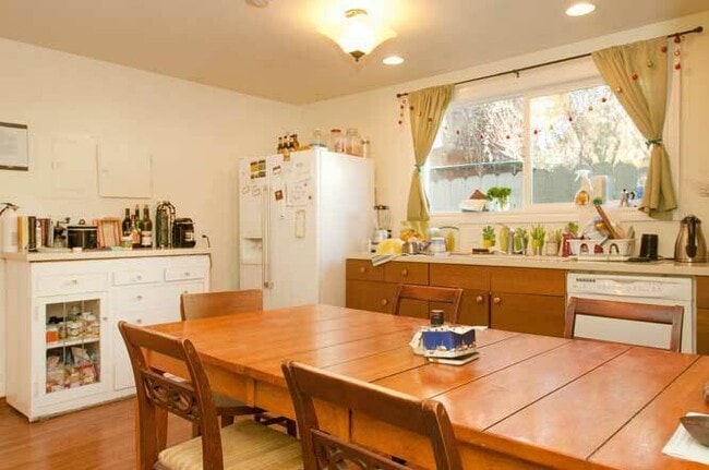 Photo - 2909 King St Townhome