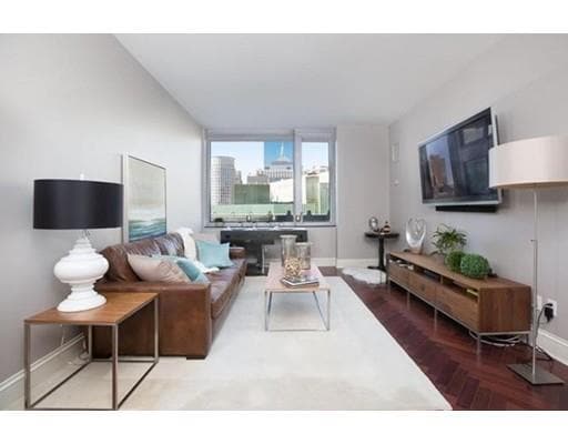 Photo - 1 Charles St S Unit 905